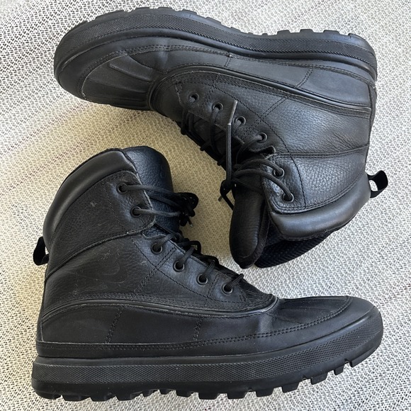 Nike ACG Woodside 2 525393-090 Triple Black Waterproof Boots Shoes Men Size 8 US - Picture 11 of 16